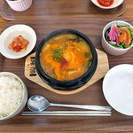 コッテジ - カキ入り豆腐チゲ（２０１３年１２月）