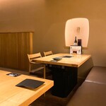 紀尾井町 くろげ - テーブル席