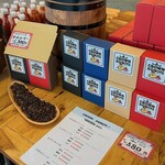 CROWN DONUTS - ドリンク写真:コーヒー豆の販売