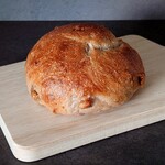 下田流 - くるみプレーンベーグル (240円)