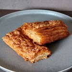 下田流 - 下田流塩パン [2分割]