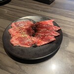 Tabenomihoudai Yakiniku Dainingu Chikaraya - 