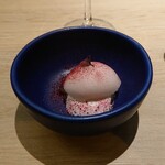 Le Du Restaurant and Wine Bar - ライム・レモングラスのシャーベット、メロンムース、ローゼルパウダー