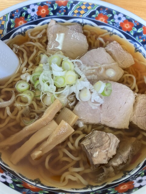 半月 - 酒田（ラーメン）の写真