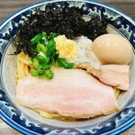 まぜそば 田なか - 味玉にぼたん