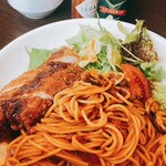 Bistro Meguro - ナポリタンとロースカツ定食