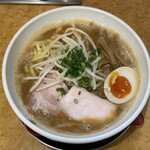 츄우카 소바 엔쟈쿠 - みそパイタン Soba　８８０円　(2024/01)