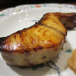 広尾 一会 - 炭火でふっくらと焼かれた鰆の脂も言うことないですね。