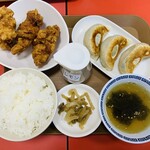 手作り餃子　康 - 餃子　唐揚げ定食　1000円