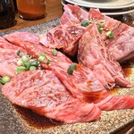 炭火焼肉 ホルモン にく式 - 