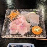 郷土料理ともん - 岩魚のお造りと刺身こんにゃく
