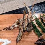 郷土料理ともん - 醤油だけでさっと炙ったって言ってたかな。量的に厳しい方はお魚もお持ち帰りできるんでぜひ。