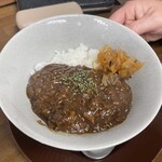 夢の島食堂 Jのラーメン - 牛すじ煮込みカレーミニ