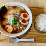 あずま食堂 - 海老ラーメン（税込1,200円）＋ライス（税込200円）