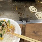 メガインディアンズ ステーキハウス - 焼きそば作りかけの写真ですみません。