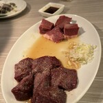 Horumon Yakiniku Hachi - 