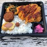 上間てんぷら店 ゴヤ市場 - お弁当