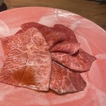 和牛とタン 焼肉 とみ - 