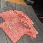 和牛とタン 焼肉 とみ - 