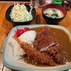 とんかつ専門店かつ屋 - 料理写真:かつカレー+海老フライ