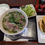 HA NOI PHO - ランチセットの牛肉のフォー¥950-