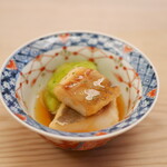 緒方 - 「煮物」真魚鰹、賀茂茄子