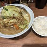 Menya Hajime - 野菜ラーメン、小ライス