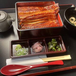 High-quality eel made with consideration to the growing environment◆Crispy on the outside and fluffy on the inside◎