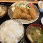 飲み食い処 長ちゃん - ミックスフライ定食