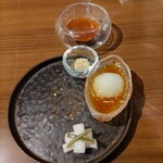 空蝉亭 - 自家製ソース・おろしポン酢・すりごま・漬物