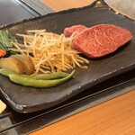 Miyakogyuu Teppanyaki Yukishio Suteki - 