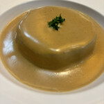 赤白 阪急三番街店 - 大根 ポルチーニ茸のクリームソース