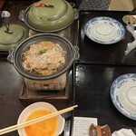 秋田長屋酒場 - お通し２品目豚肉の卵とじ