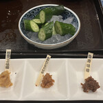 秋田長屋酒場 - 味噌食べ比べ＆胡瓜