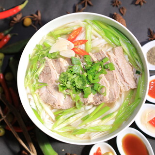 Enjoy authentic Vietnamese specialty "Pho" at a reasonable price♪