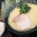 さがみ家 - 醤油ラーメン＋のり（５枚）＆ライス