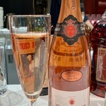 アトリエ コータ - Charles Bailly
            Rose Tradition Dry 2016
            フランス ヴァン・ド・フランス産スパークリング
            
            泡は何処行った(^◇^;)