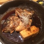 四季の瀬戸内旬菜寿司ダイニング　きよみず - 鯛のあら炊き、ちょっと煮汁の粘度がすごい