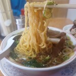 かし亀 - 麺リフトアップ