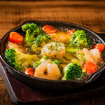 Shrimp and broccoli Ajillo