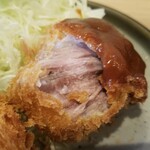 Tonkatsu Fujiyoshi - 断面❗　豚のトロとろかつ(2枚) … 1,100円