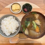 みそ汁や まり福 - 