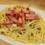 カジュアルフレンチBar 7FUKU - このベーコンが美味しい¨̮⃝‪☆