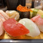 Kaitensushi Ookura - まぐろ最高！