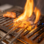 ANIKU produced by 新井屋 - 本日のホルモン 2種盛り合わせ  レバー シマチョウ