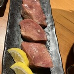 炭火焼肉ぐら - 