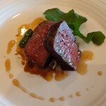 BONAMI - 黒毛和牛キュロットのロティ リヨン風