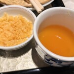 尾張蕎麦と天丼 徳川忠兵衛 - 天かすとそば湯