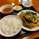 Pai Ichi Shiyoku Dou - 肉野菜炒め定食