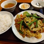 Pai Ichi Shiyoku Dou - 肉野菜炒め